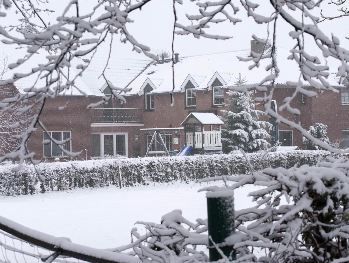 Appartementen De Zegelskoël Heijenrath Buitenkant foto